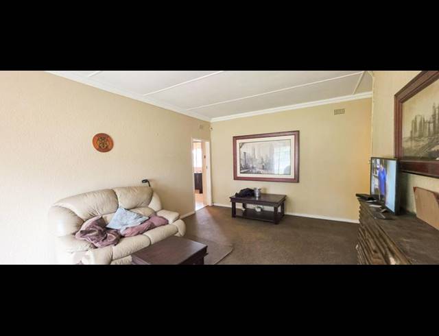 4 BEDROOM HOUSE FOR SALE IN ELSPARK